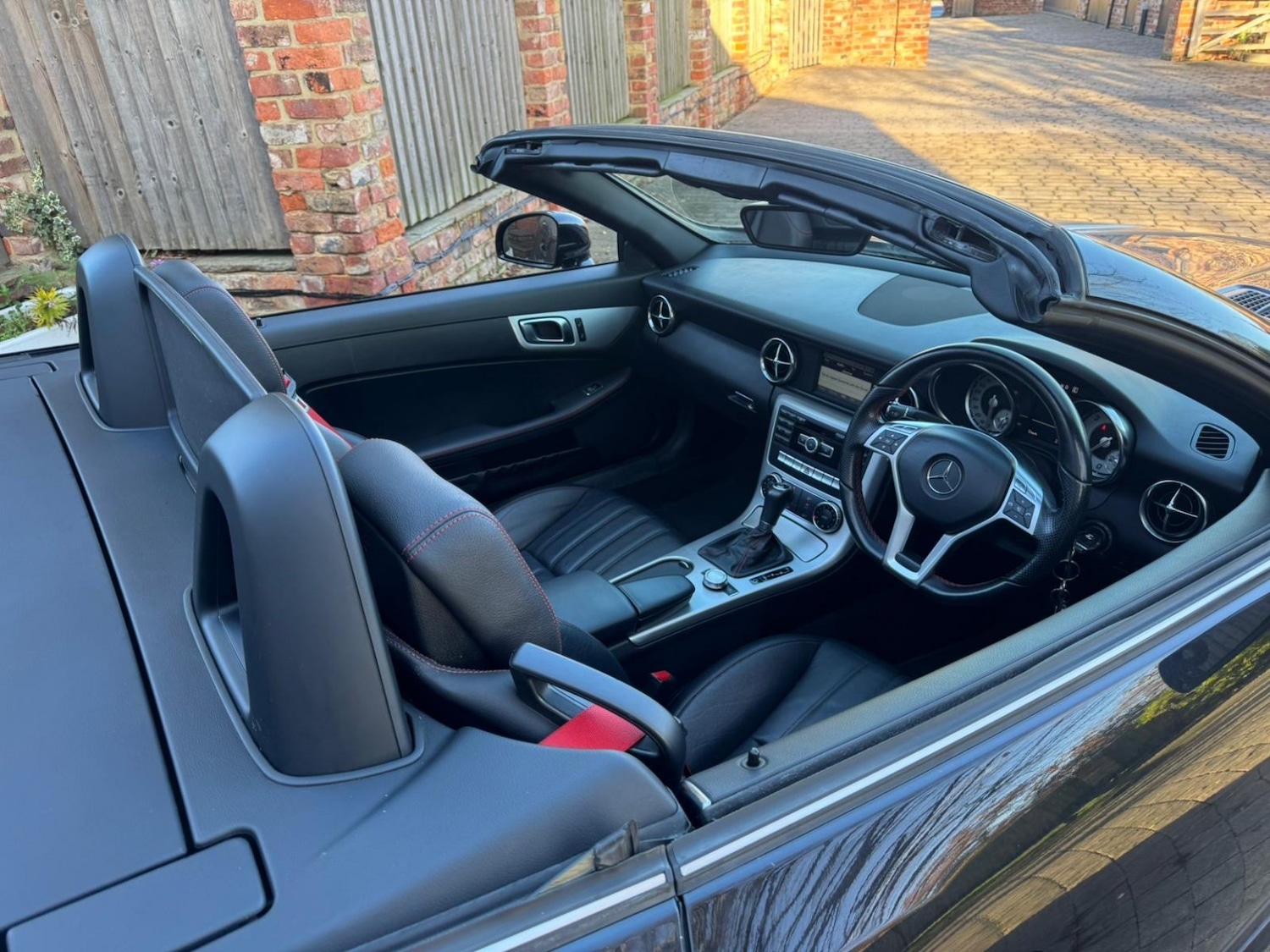 Used Mercedes-Benz SLK 2013 for sale - 76741263: Photo 15