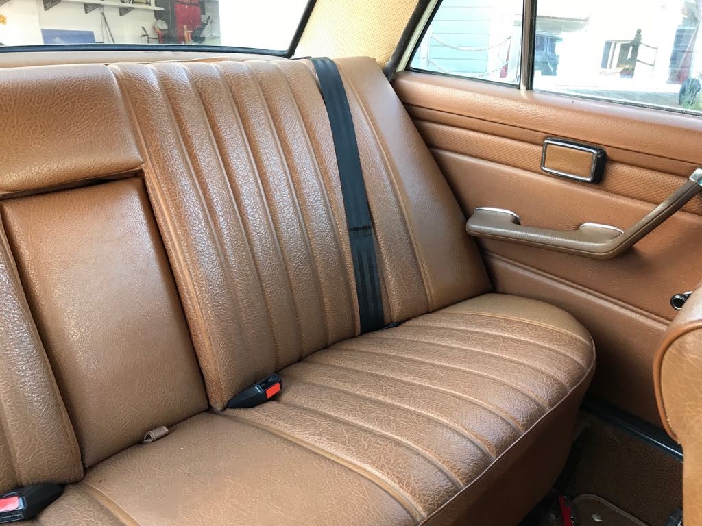 Used Mercedes-Benz 220 1973 for sale - 75598743: Photo 18