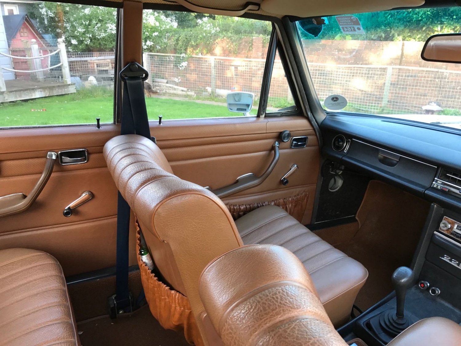 Used Mercedes-Benz 220 1973 for sale - 75598743: Photo 9