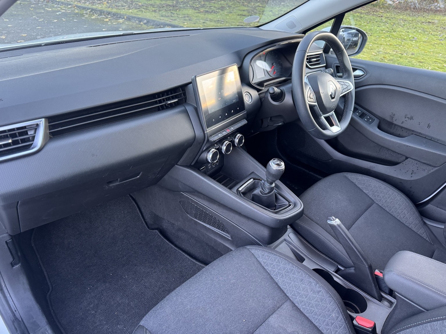 Used Renault Clio 2021 for sale - 76741265: Photo 16