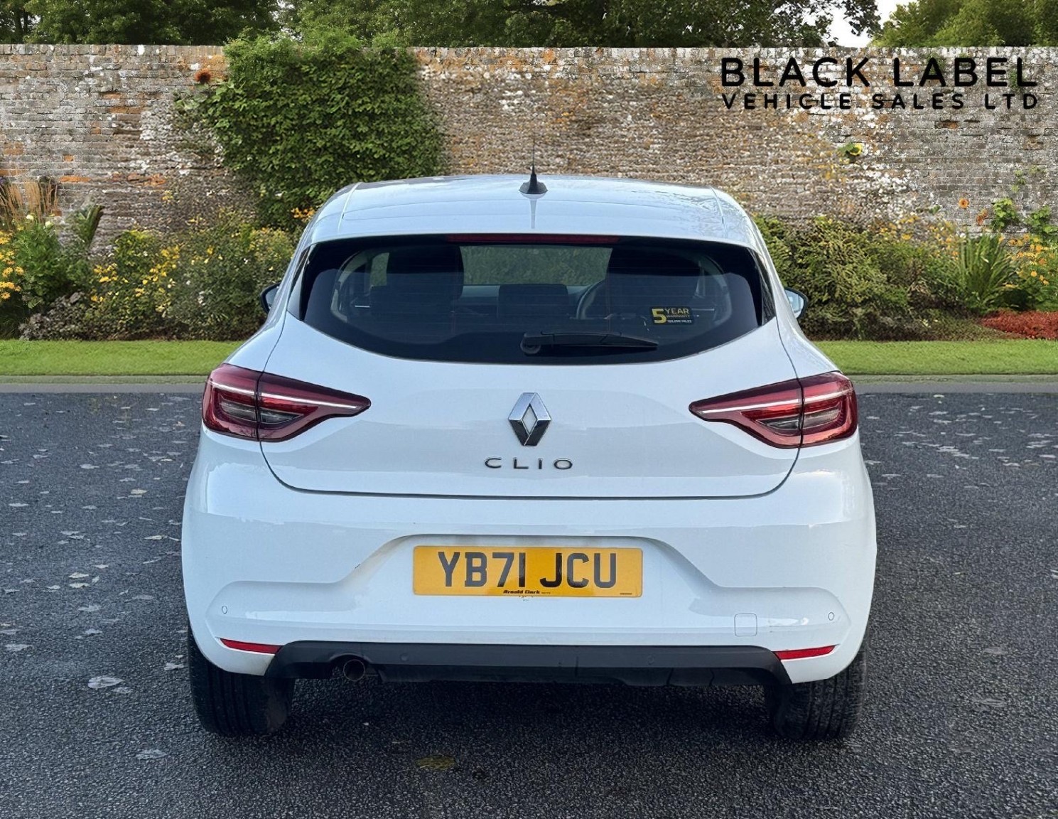 Used Renault Clio 2021 for sale - 76741265: Photo 4