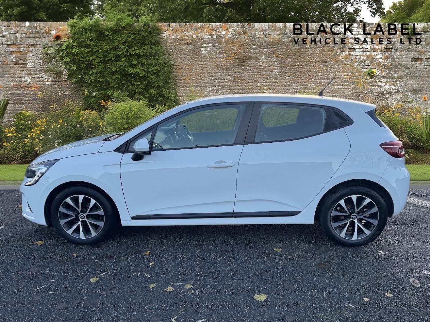 Used Renault Clio 2021 for sale - 76741265: Photo 6