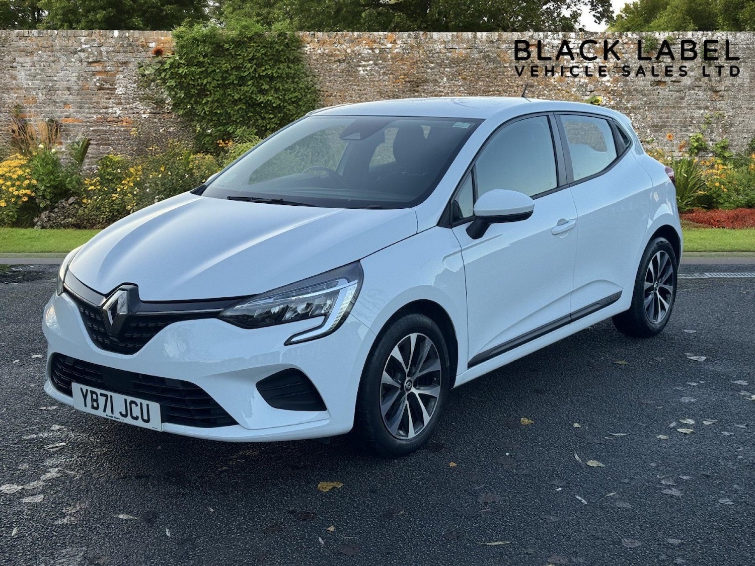 Used Renault Clio 2021 for sale - 76741265: Photo 7