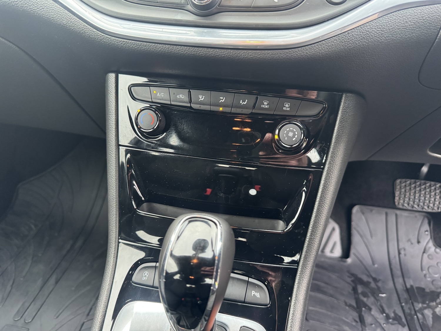 Used Vauxhall Astra 2017 for sale - 77584593: Photo 17