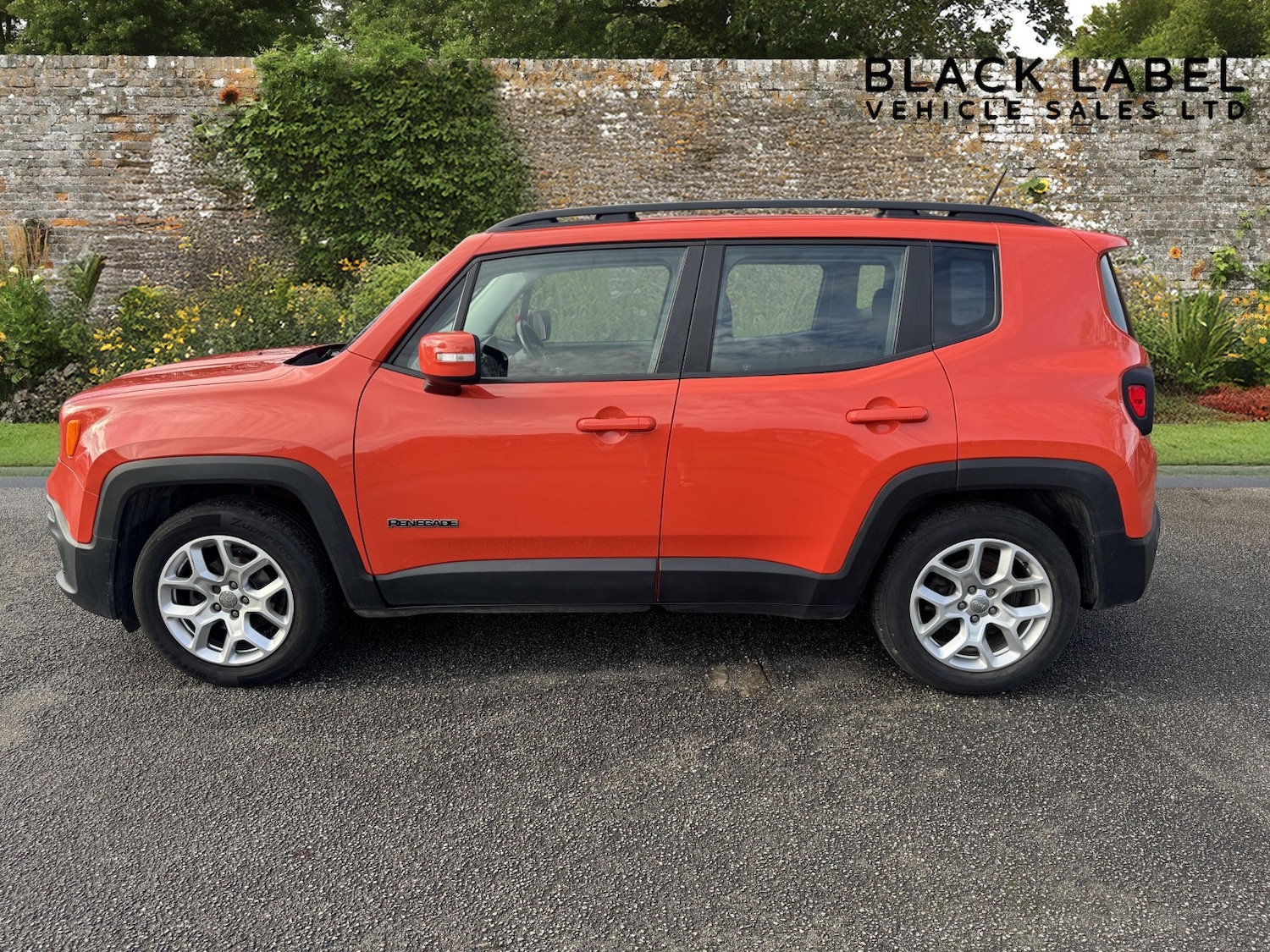 Used Jeep Renegade 2017 for sale - 76439917: Photo 7