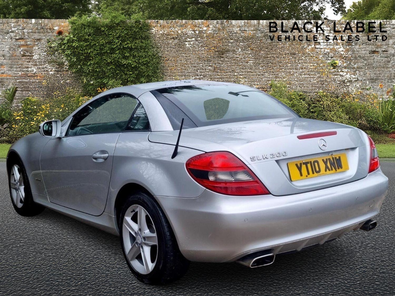 Used Mercedes-Benz SLK 2010 for sale - 76793615: Photo 5
