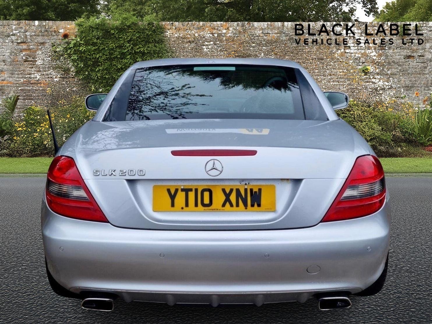 Used Mercedes-Benz SLK 2010 for sale - 76793615: Photo 6