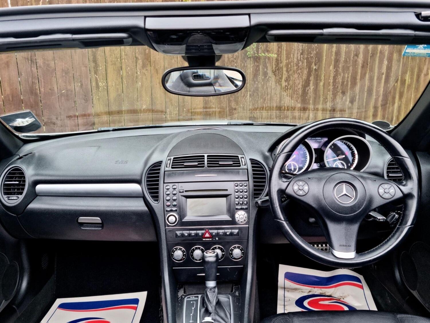 Used Mercedes-Benz SLK 2010 for sale - 76793615: Photo 9