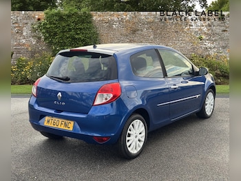 Used Renault Clio 2010 for sale - 76793605: Photo