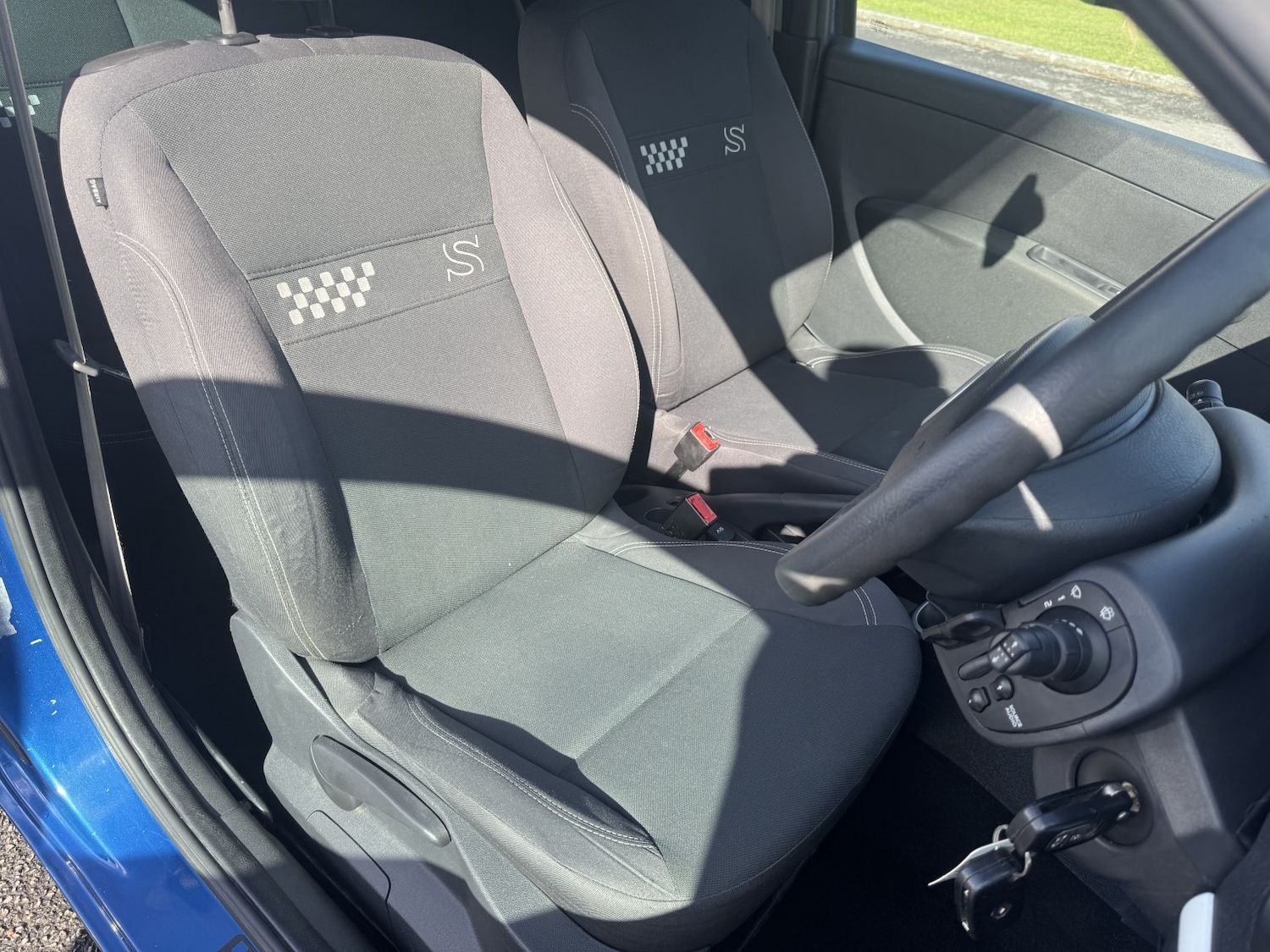 Used Renault Clio 2010 for sale - 76719012: Photo 16