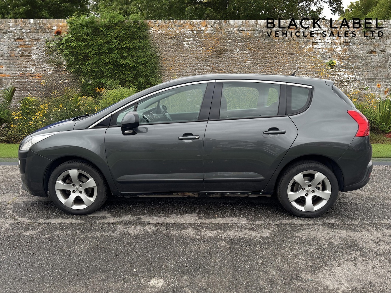 Used Peugeot 3008 2010 for sale - 76471132: Photo 4