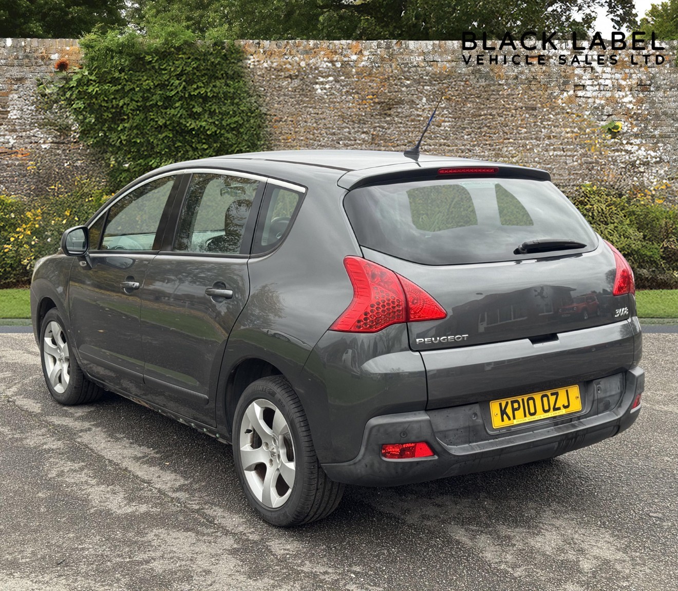 Used Peugeot 3008 2010 for sale - 76471132: Photo 5