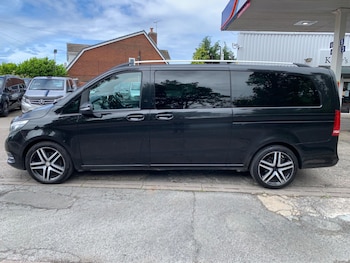 Used Mercedes-Benz V-Class 2018 for sale - 79201507: Photo