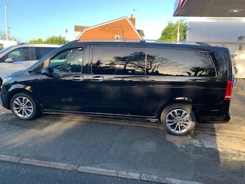 Used Mercedes-Benz V-Class 2019 for sale - 76965362: Photo