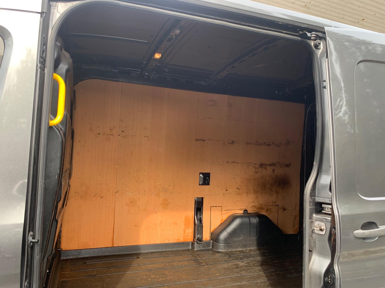 Used Ford Transit 2020 for sale - 75915352: Photo 16