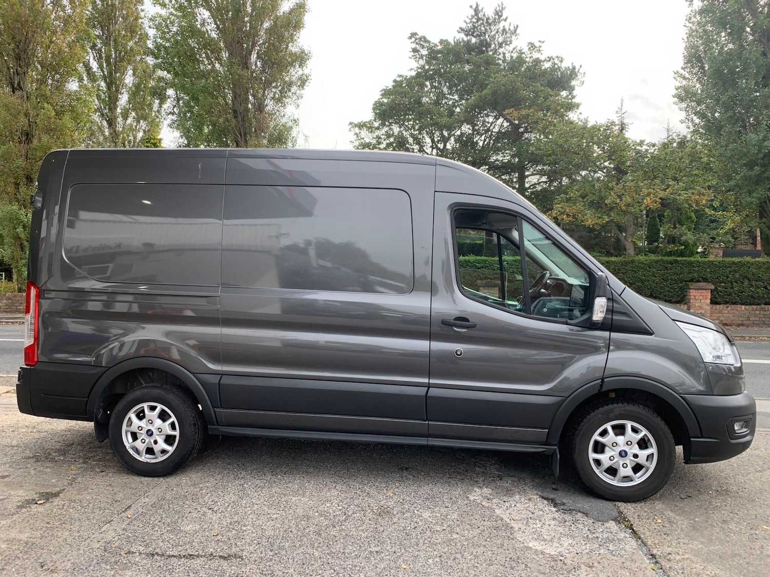 Used Ford Transit 2020 for sale - 75915352: Photo 2