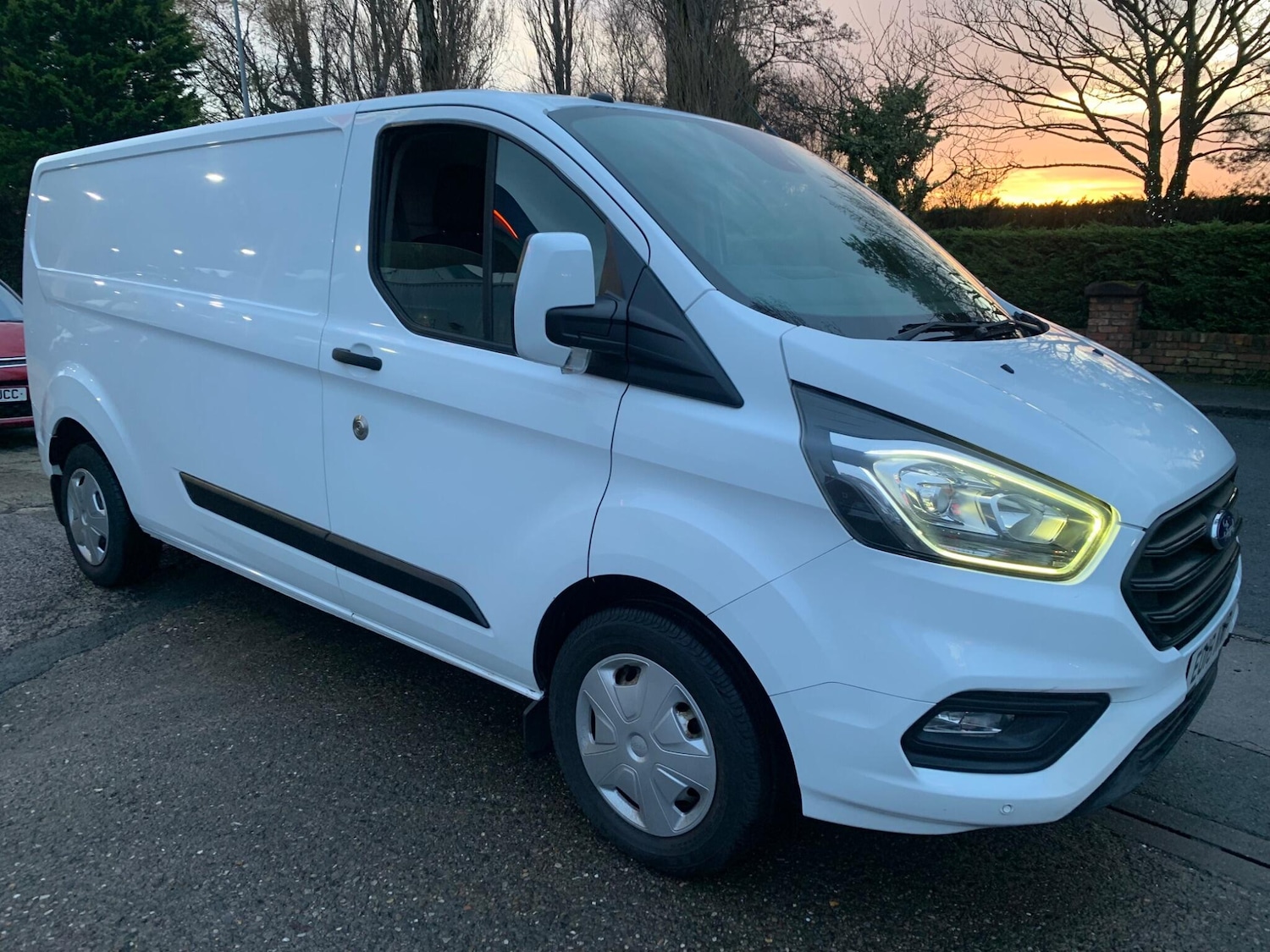Used Ford Transit Custom 2018 for sale - 76765119: Photo 4