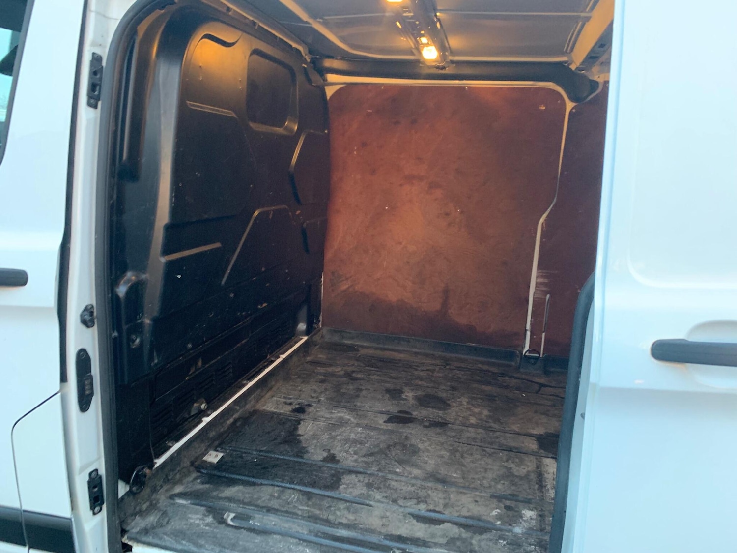 Used Ford Transit Custom 2018 for sale - 76765119: Photo 8