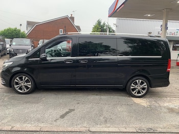 Used Mercedes-Benz V-Class 2017 for sale - 78922582: Photo