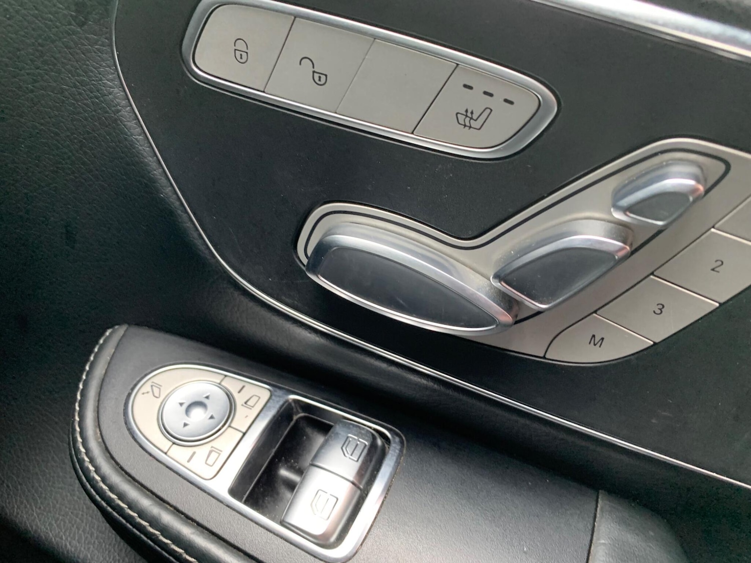 Used Mercedes-Benz V-Class 2017 for sale - 77511295: Photo 14