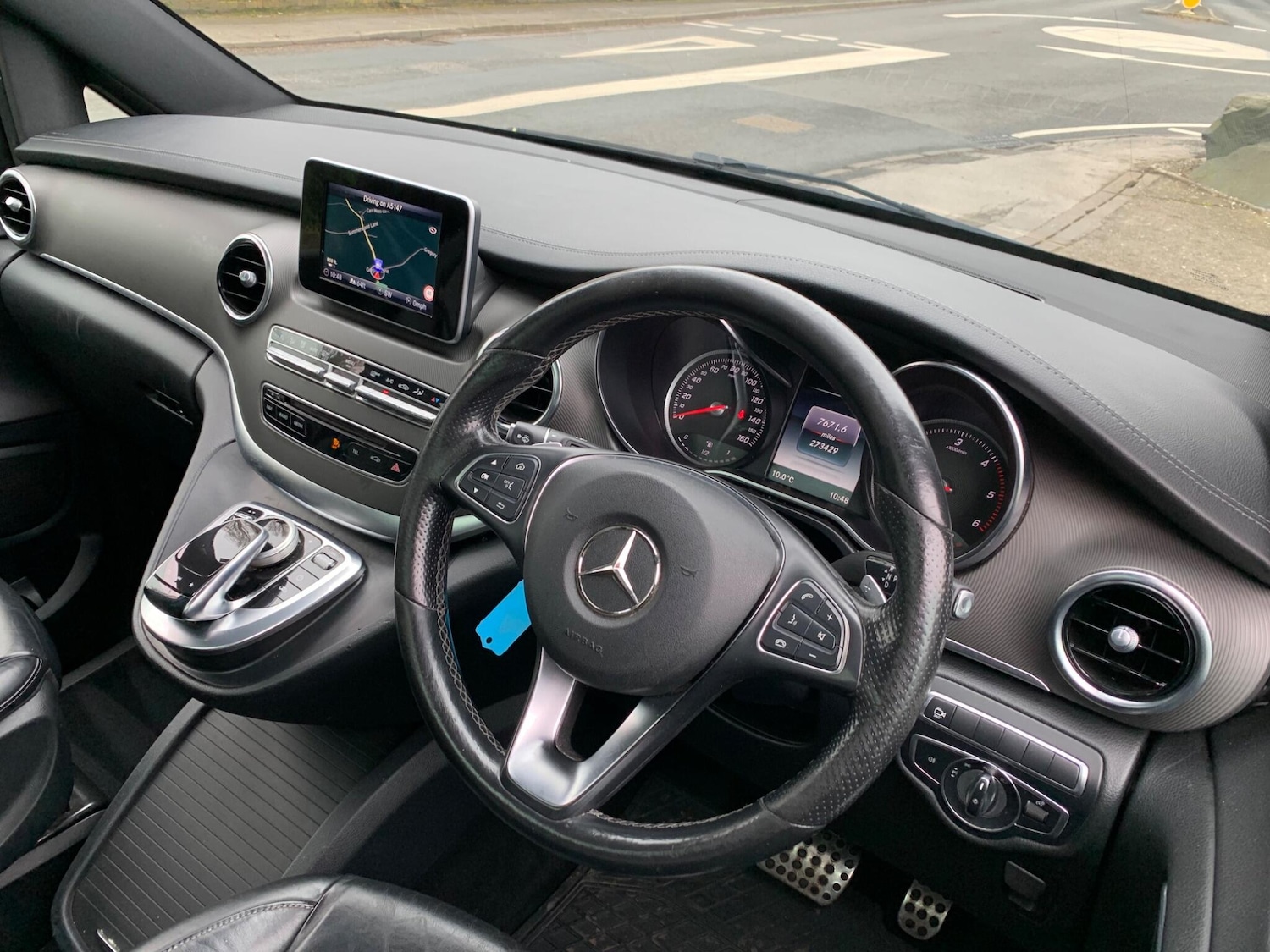 Used Mercedes-Benz V-Class 2017 for sale - 77511295: Photo 21