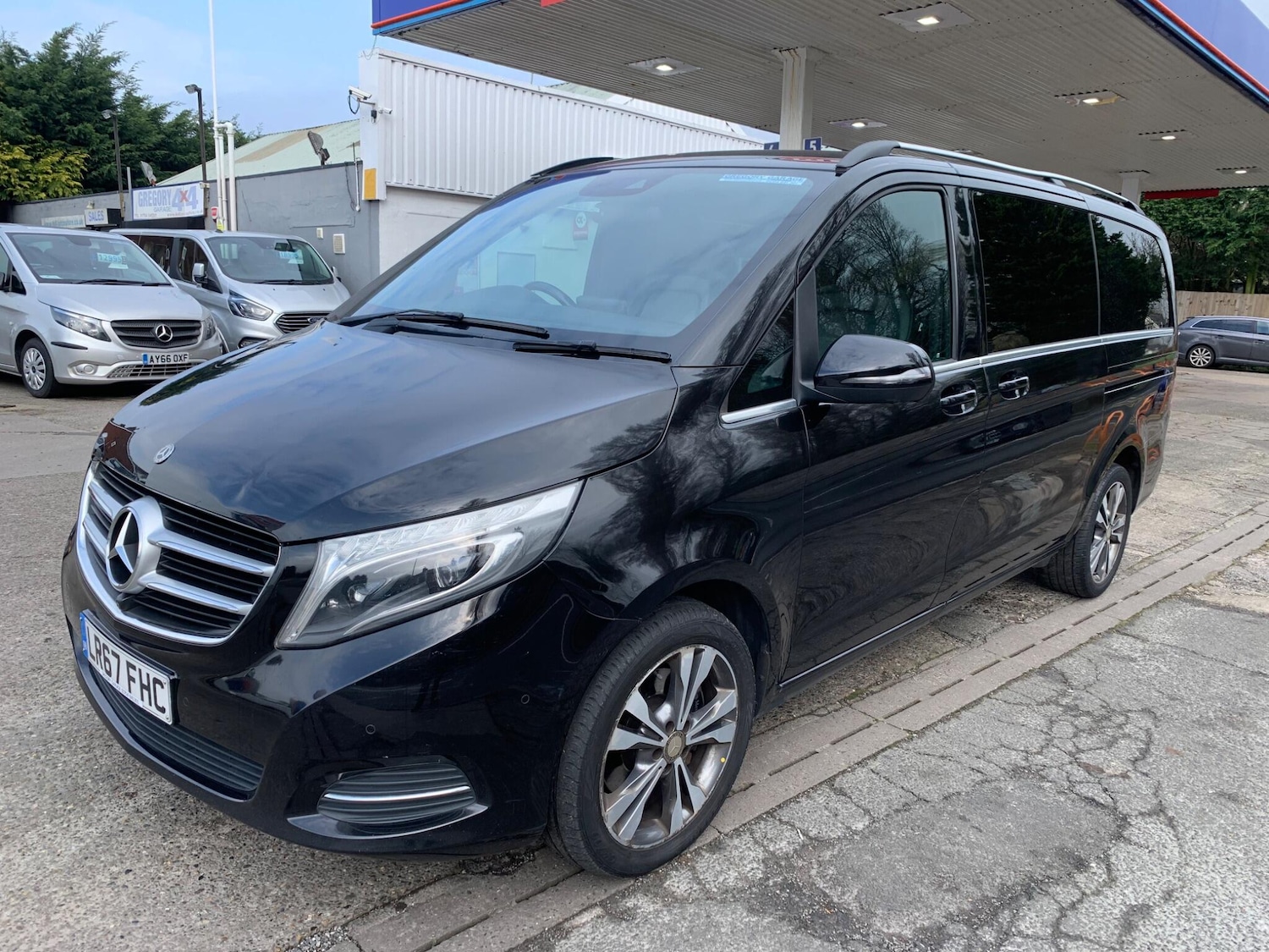 Used Mercedes-Benz V-Class 2017 for sale - 77511295: Photo 3