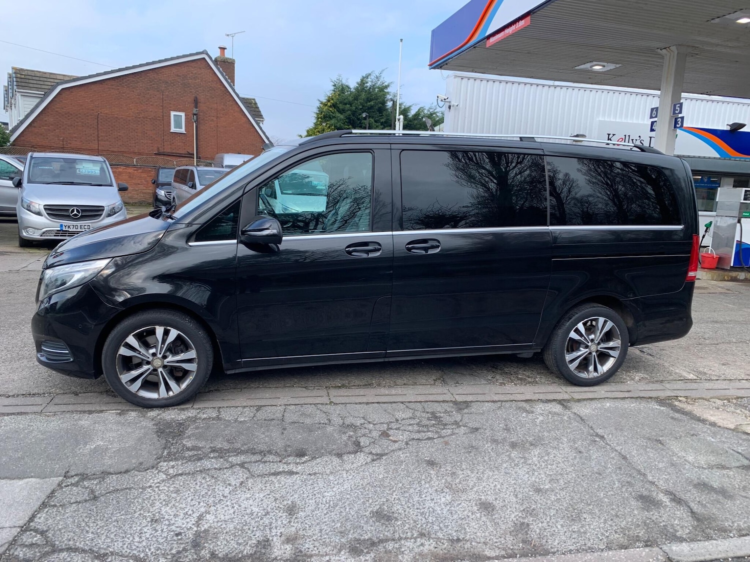 Used Mercedes-Benz V-Class 2017 for sale - 77511295: Photo 6