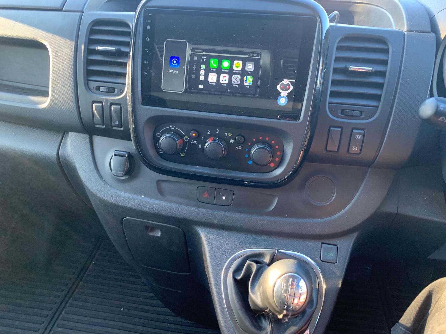 Used Vauxhall Vivaro 2018 for sale - 77109150: Photo 17