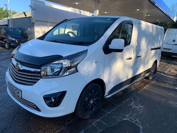Vauxhall Vivaro feature image