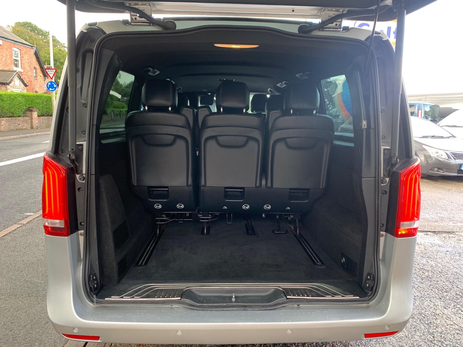 Used Mercedes-Benz V-Class 2017 for sale - 75741677: Photo 17