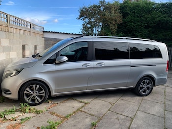 Used Mercedes-Benz V-Class 2017 for sale - 75741677: Photo