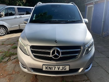 Used Mercedes-Benz V-Class 2017 for sale - 75741677: Photo