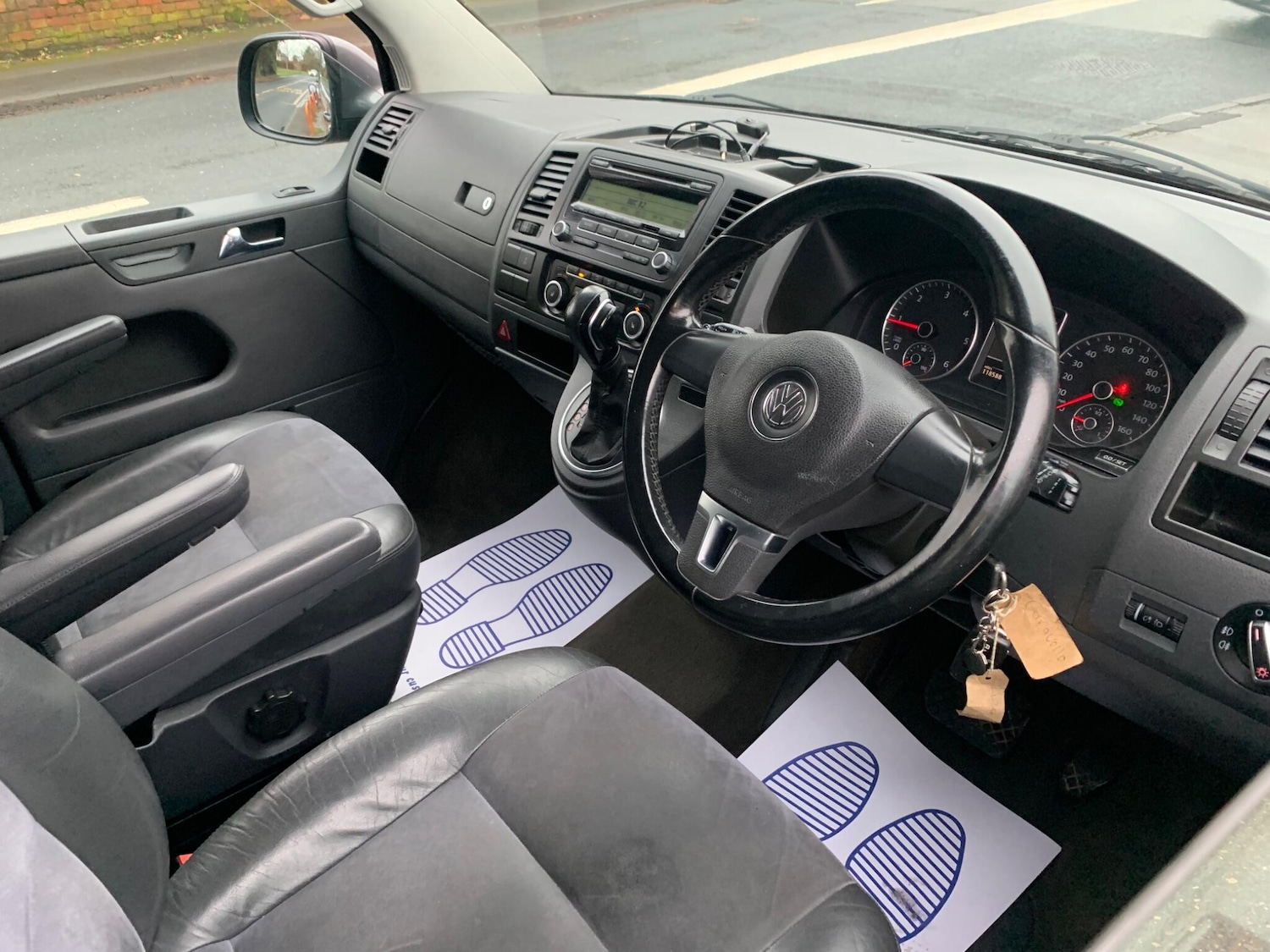 Used Volkswagen Caravelle 2011 for sale - 76656976: Photo 16