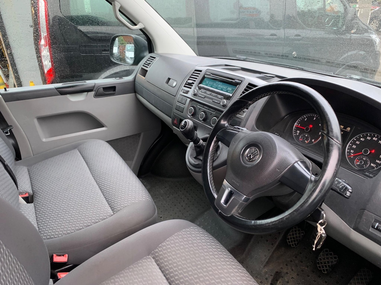 Used Volkswagen Transporter 2014 for sale - 77395850: Photo 14