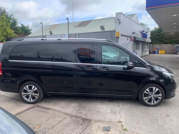 Used Mercedes-Benz V-Class 2017 for sale - 78910804: Photo