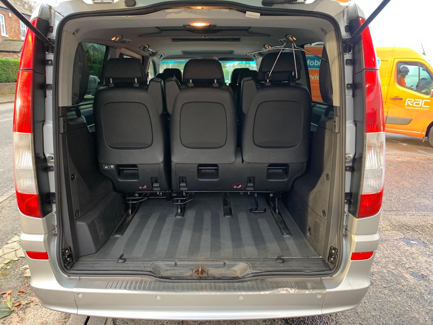 Used Mercedes-Benz Viano 2010 for sale - 76572497: Photo 15