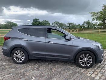 Used Hyundai Santa Fe 2016 for sale - 78461396: Photo