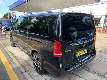 Used Mercedes-Benz V-Class 2017 for sale - 79268961: Photo