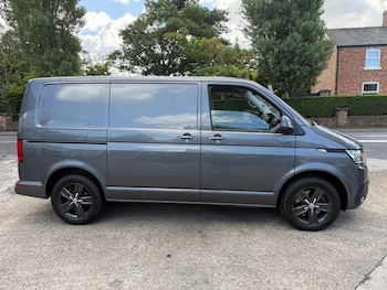 Used Volkswagen Transporter 2020 for sale - 79540317: Photo