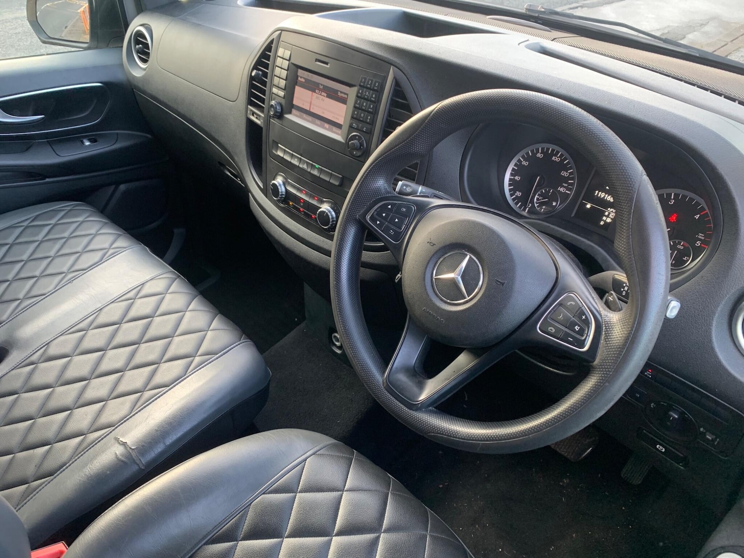 Used Mercedes-Benz Vito 2019 for sale - 77696298: Photo 11