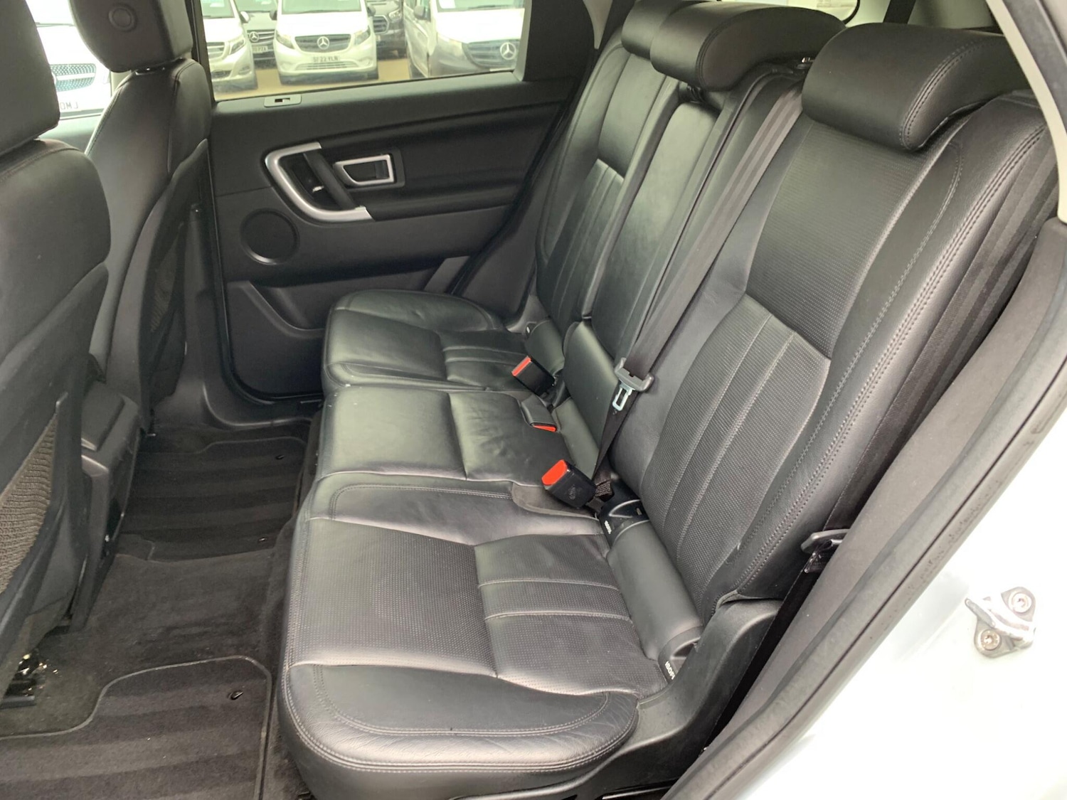 Used Land Rover Discovery Sport 2017 for sale - 78073129: Photo 11