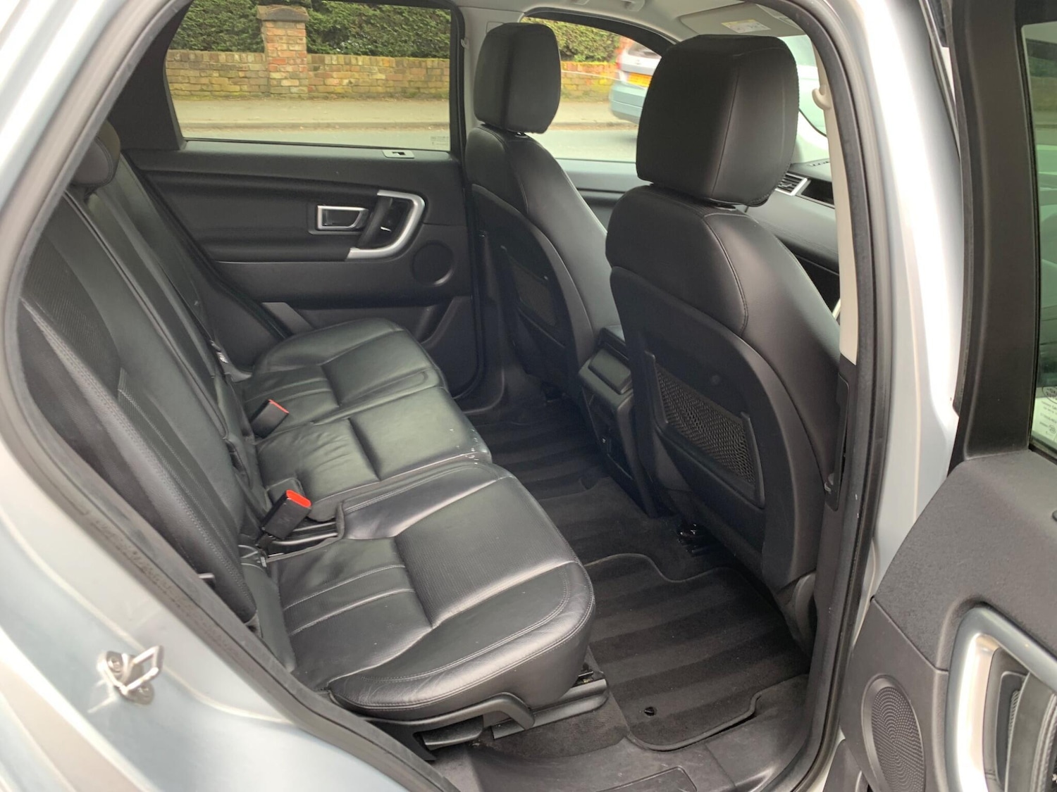 Used Land Rover Discovery Sport 2017 for sale - 78073129: Photo 12