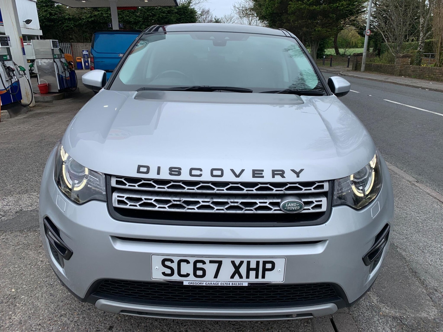 Used Land Rover Discovery Sport 2017 for sale - 78073129: Photo 2