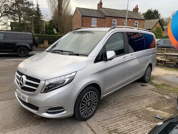Used Mercedes-Benz V-Class 2019 for sale - 78048019: Photo