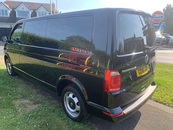 Used Volkswagen Transporter Shuttle 2018 for sale - 78891469: Photo