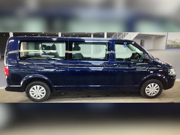 Used Volkswagen Transporter Shuttle 2015 for sale - 78072996: Photo