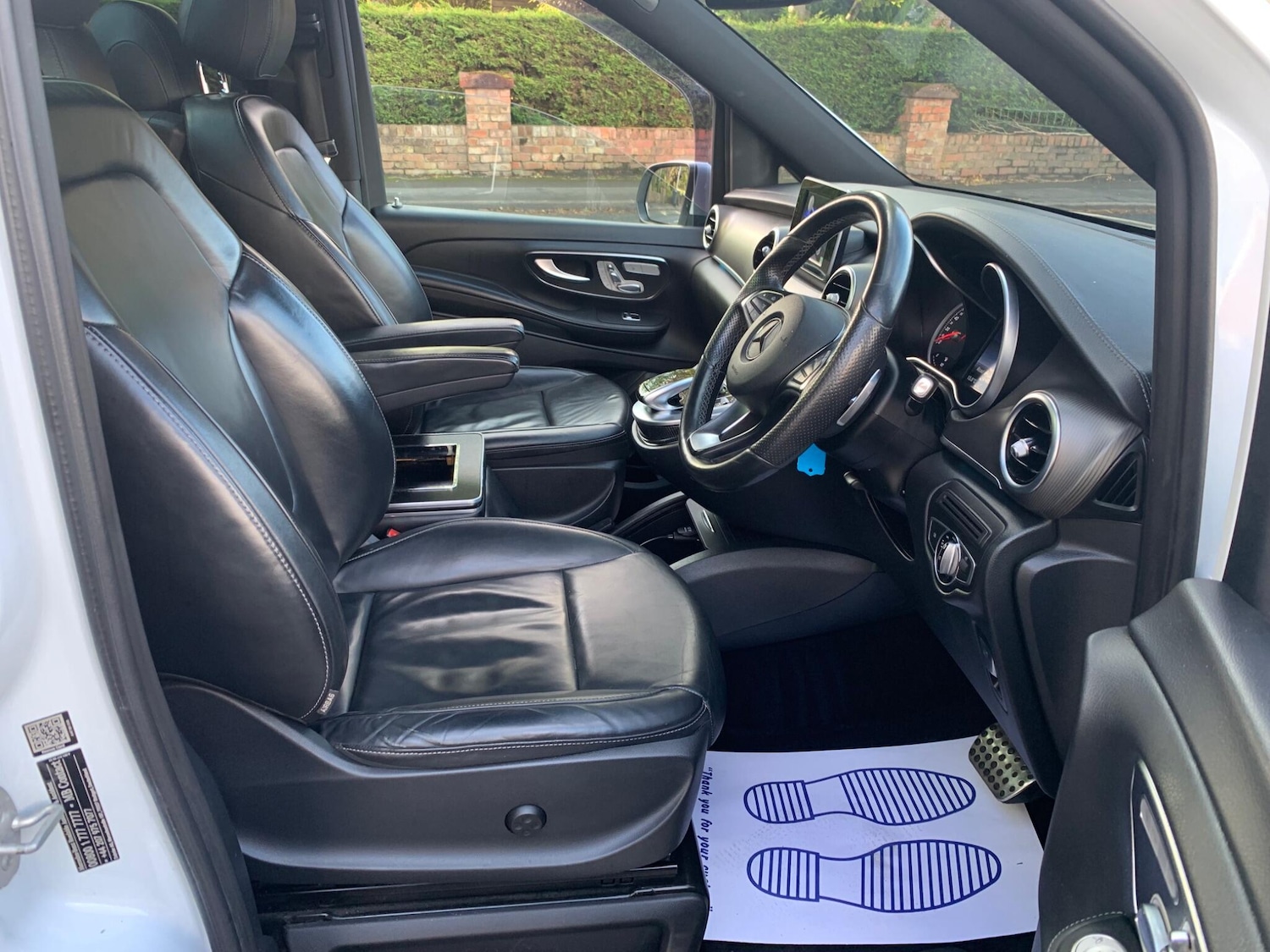 Used Mercedes-Benz V-Class 2016 for sale - 76988200: Photo 11