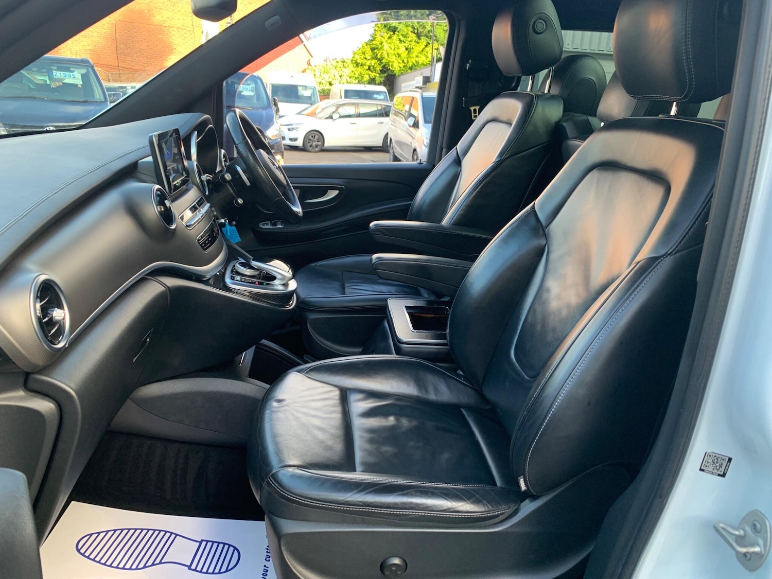 Used Mercedes-Benz V-Class 2016 for sale - 76988200: Photo 12