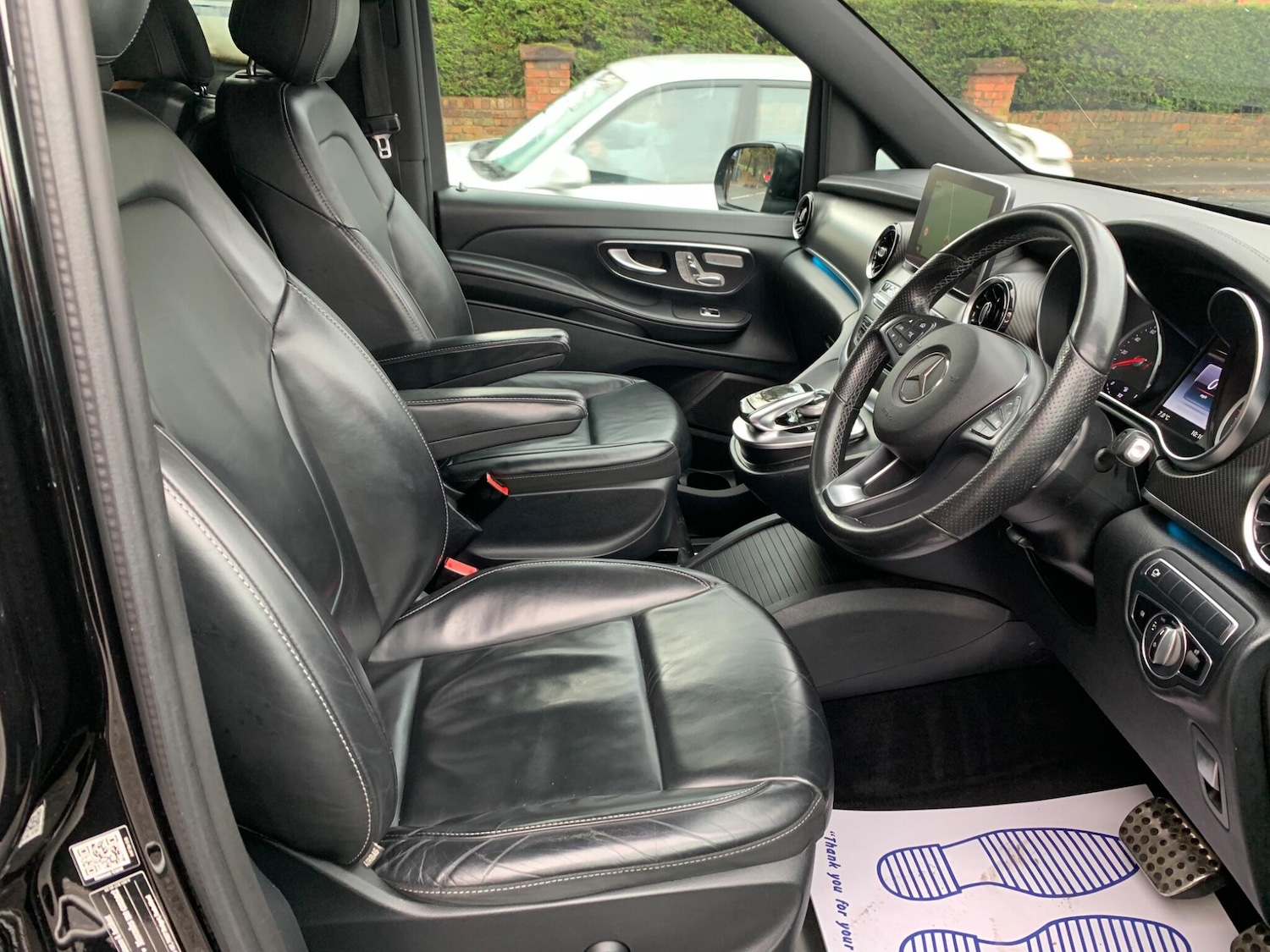 Used Mercedes-Benz V-Class 2020 for sale - 76572479: Photo 11