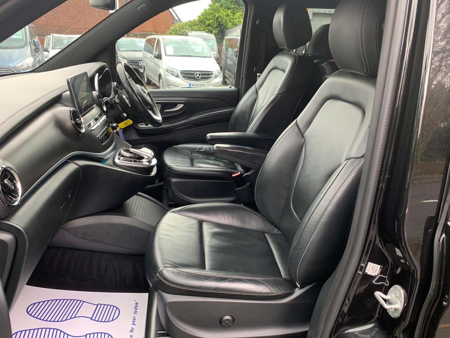 Used Mercedes-Benz V-Class 2020 for sale - 76572479: Photo 12